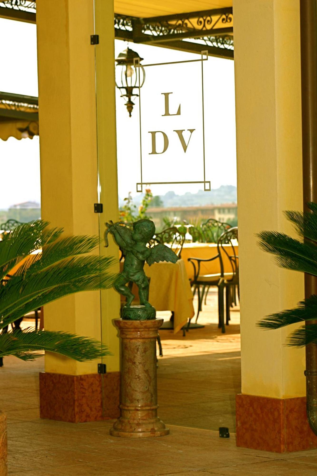 קאבאיון ורונסה Hotel La Dolce Vita מראה חיצוני תמונה