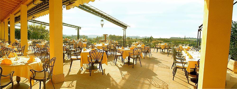 קאבאיון ורונסה Hotel La Dolce Vita מראה חיצוני תמונה
